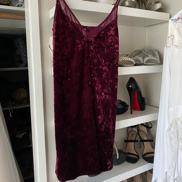 Mini - Picture 1 of 2